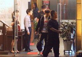 周杰伦上海吃瓜,意外曝光美食新发现